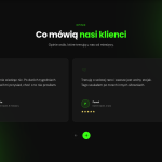 Opinie klientów na kartach, każda z imieniem, karnetem i oceną w gwiazdkach